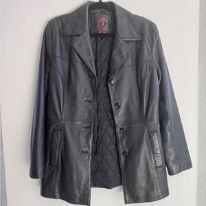 Women’s black leather jacket medium GIII